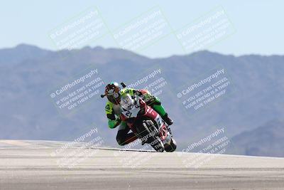 media/Oct-13-2025-Moto Forza (Mon) [[a66d839500]]/3-B Group/Session 4 (Turn 9)/